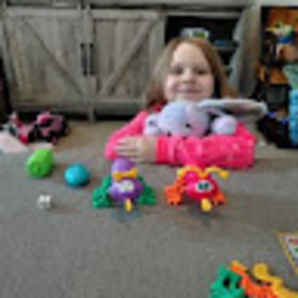 Meet your Posher, Katie - Picture 1 of 1